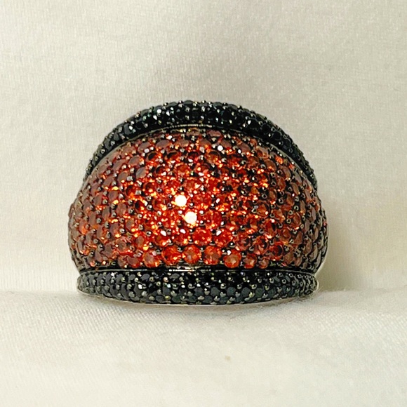 Jewelry - Pavé Garnet and Black Spinel Cocktail Ring in 925 Sterling Silver